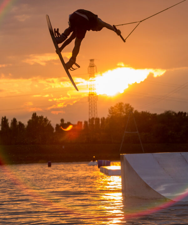 spt-wakepark-salto-tramonto